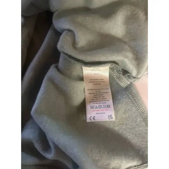 We Wander Shirt Womens Large Luxe Loop Side Split UPF 40 Soft Green Soft Modal - Picture 3 of 9